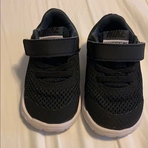 Nike shoes like new!
